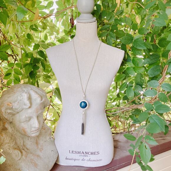 VTG Silver Tone Tassel Necklace Blue Cabochon Rhinestone Long Pendant Bold Retro - Picture 2 of 13